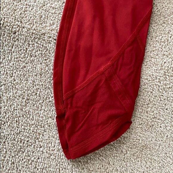 Athleta XXS red running tight with mesh crop - Picture 3 of 3